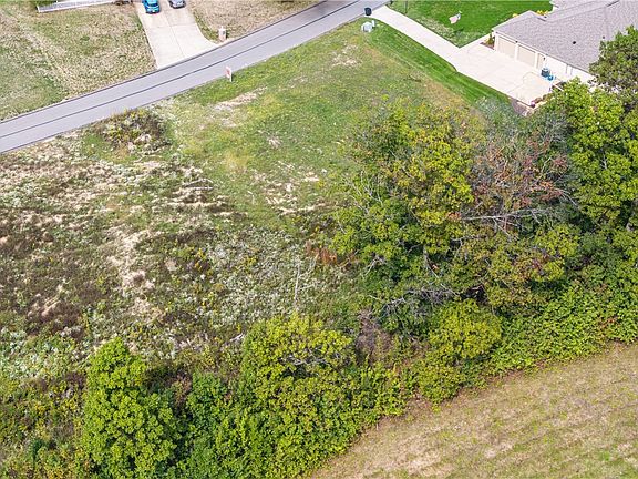 4th image of 53 Ridgewood Dr