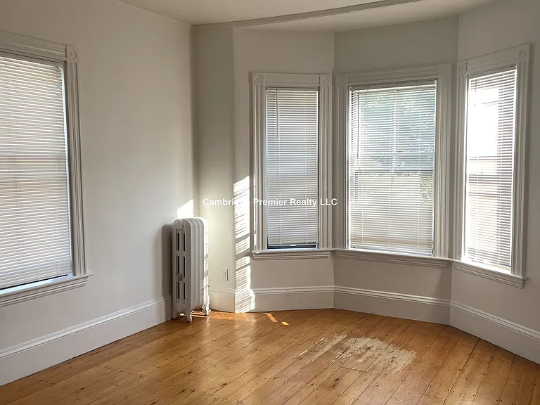 32 Healey St #3 — Photo 12