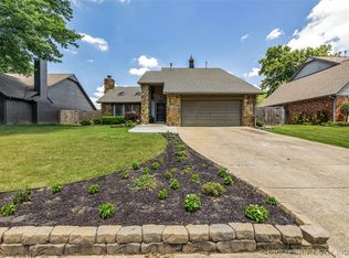 6723 E 99th St S, Tulsa, OK 74133