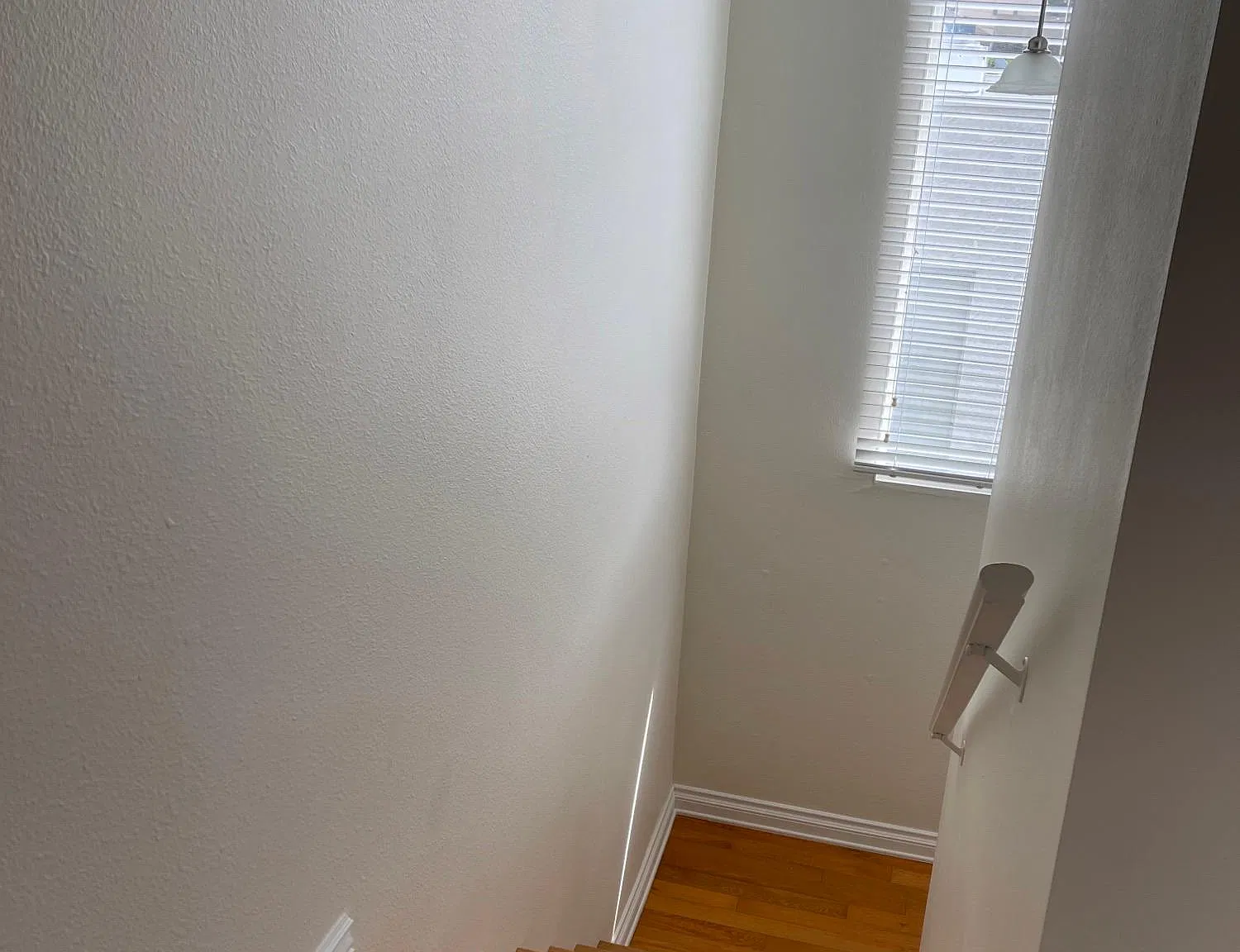 2 bed, 1.5 bath, 1200 sqft, $3,799 — Photo 2