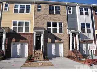331 Dove Cottage Ln, Cary, NC 27519