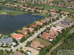 647 Hermitage Cir, Palm Beach Gardens, FL 33410