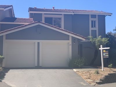 21 Thousand Oaks St, Oakland, CA, 94605
