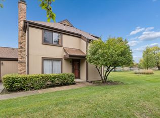 1410 Fairfax Ln, Buffalo Grove, IL 60089