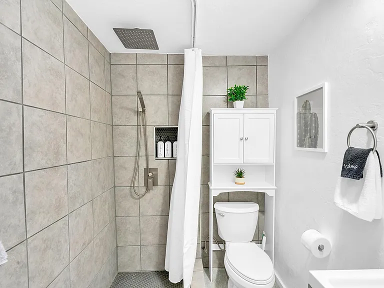 3300 E Bellevue St #5 — Photo 13
