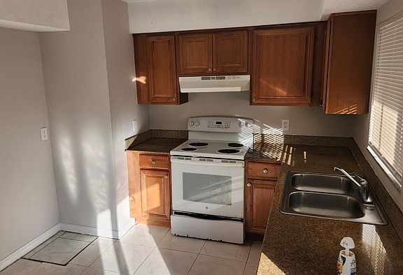 5th image of 4864 Stony Brook Ln