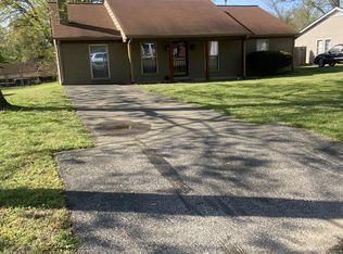 8647 Greenview Pl, Southaven, MS 38671