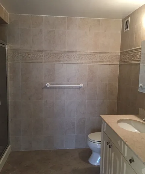 26 W Broadway Blvd #303 — Photo 25