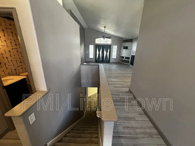 10647 W Bellwood Pl — Photo 7