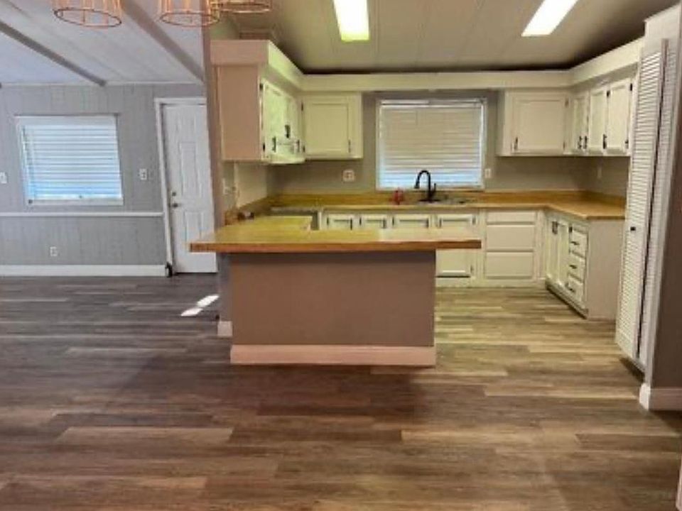 1st image of 5325 E Cheyenne Ave