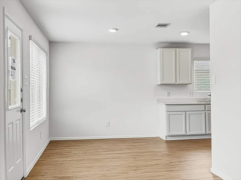 24130 Sundown View Ln — Photo 7