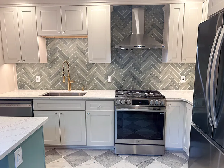 Gourmet Kitchen with stainless appliances