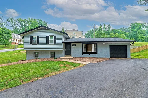 5616 Shade Tree Ln Photo 1