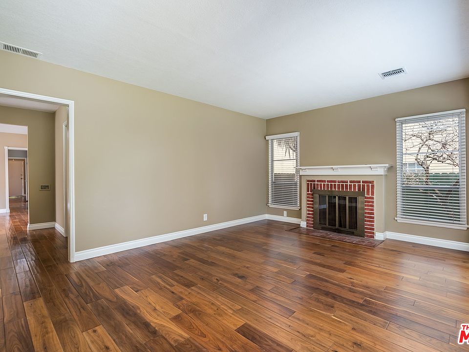 1st image of 2453 Hill St
