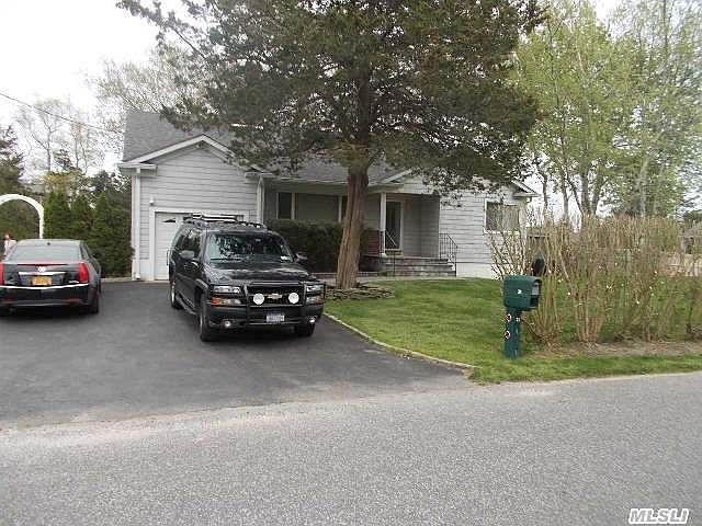 1st image of 31 Penny Ln