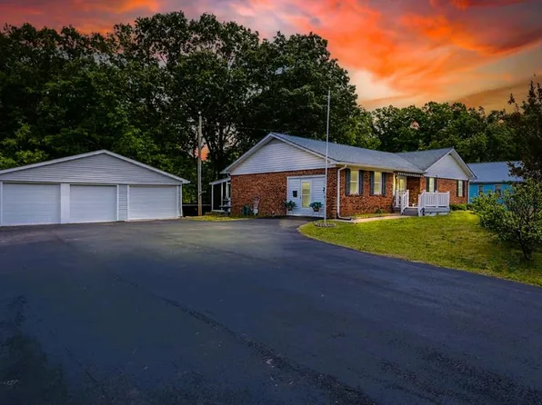 190 Post Oak Ave, Camden, TN 38320