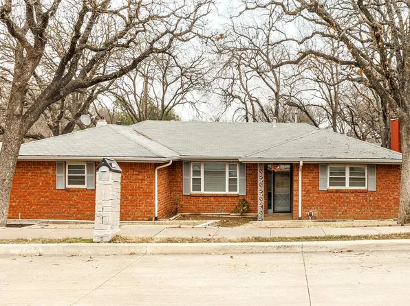 1108 Wade Dr, Bedford, TX 76022