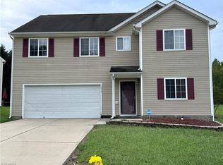 1016 Cayley Ct, High Point, NC 27260