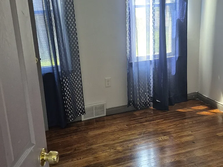 13353 Schoolcraft St — Photo 3