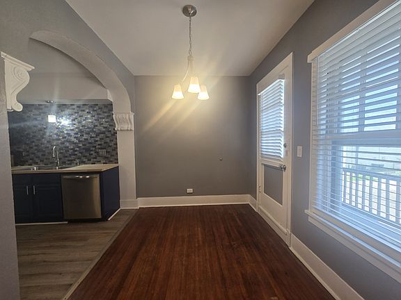 2nd image of 725 Broadway St #11456716