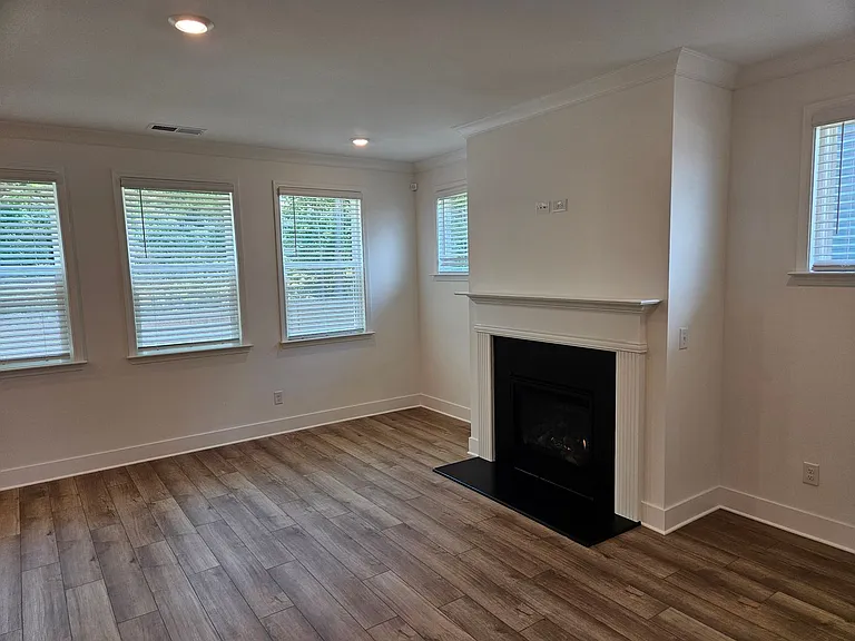 97 Andalusa Ct — Photo 44