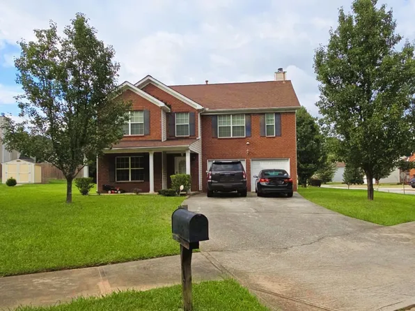 360 Othello Dr, Hampton, GA 30228