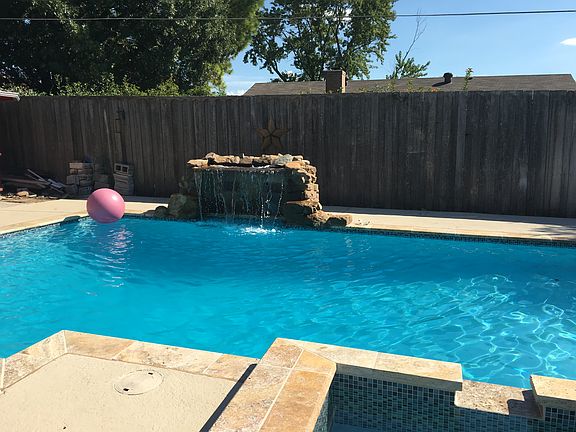 5th image of 7520 Janetta Dr