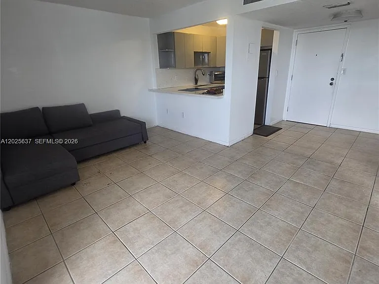 5050 NW 7th St #610 — Photo 4