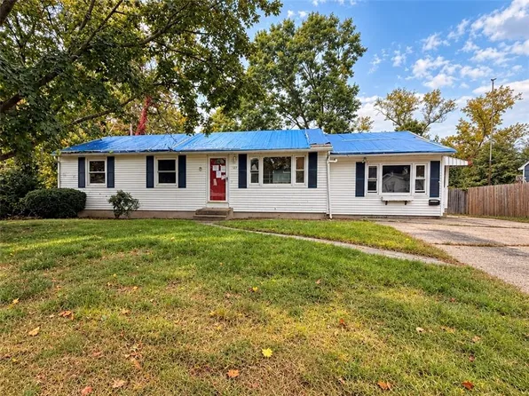 89 Cushing Rd, Warwick, RI 02888