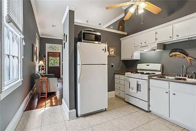 1020 Josephine St #B — Photo 8