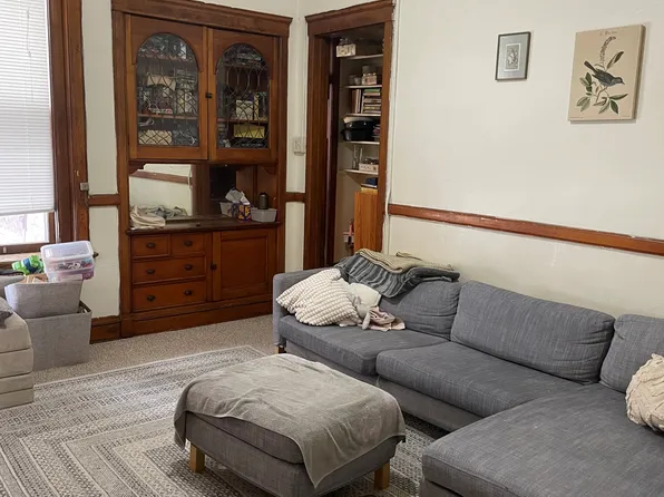 715 E 1st St, Duluth, MN