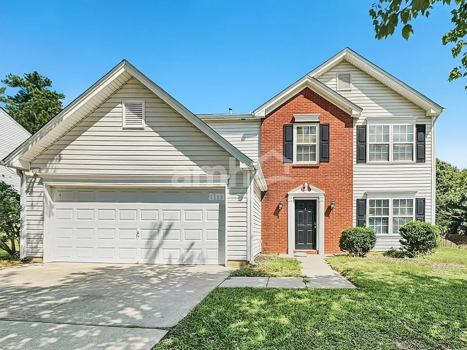 1394 Ivey Pointe Dr