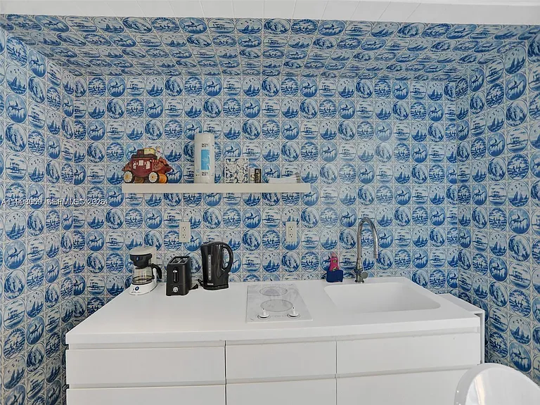 1100 West Ave #1101 — Photo 9