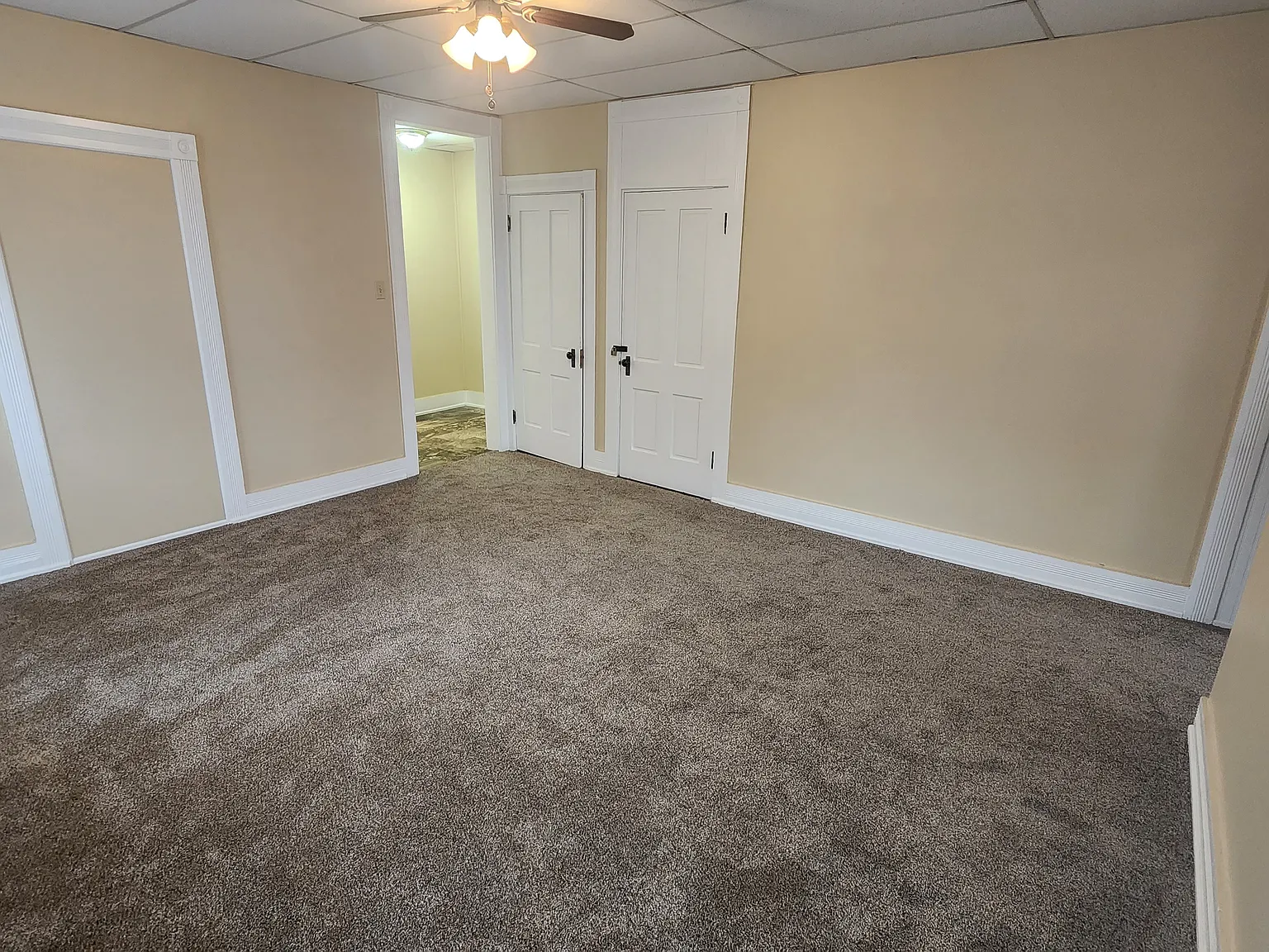 Cozy 1 Bedroom — Photo 1