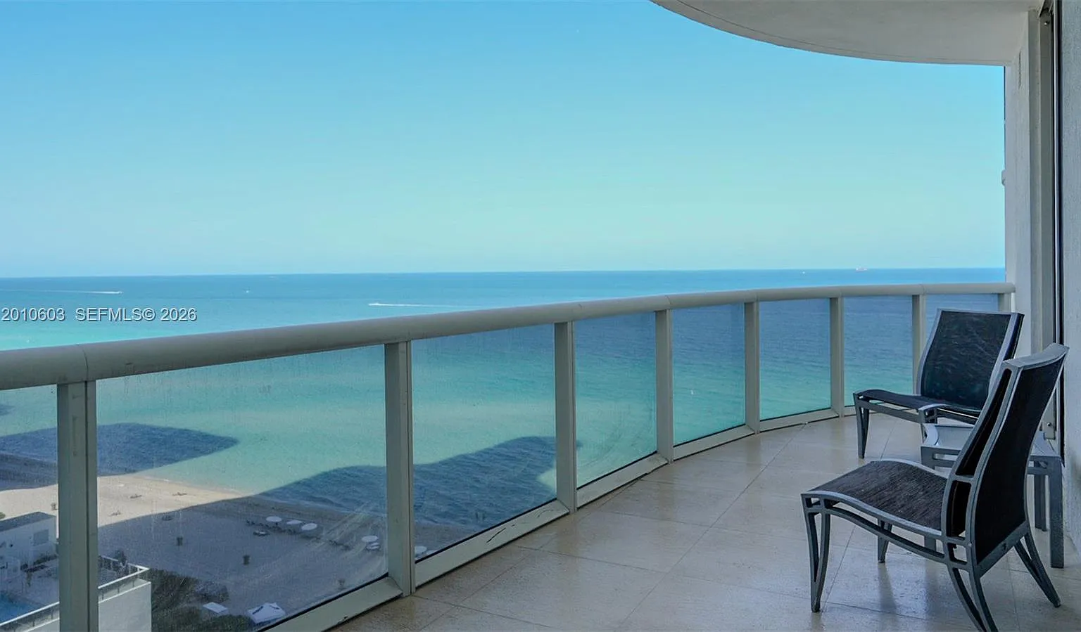 Tdr Tower Ii Condo — Photo 2