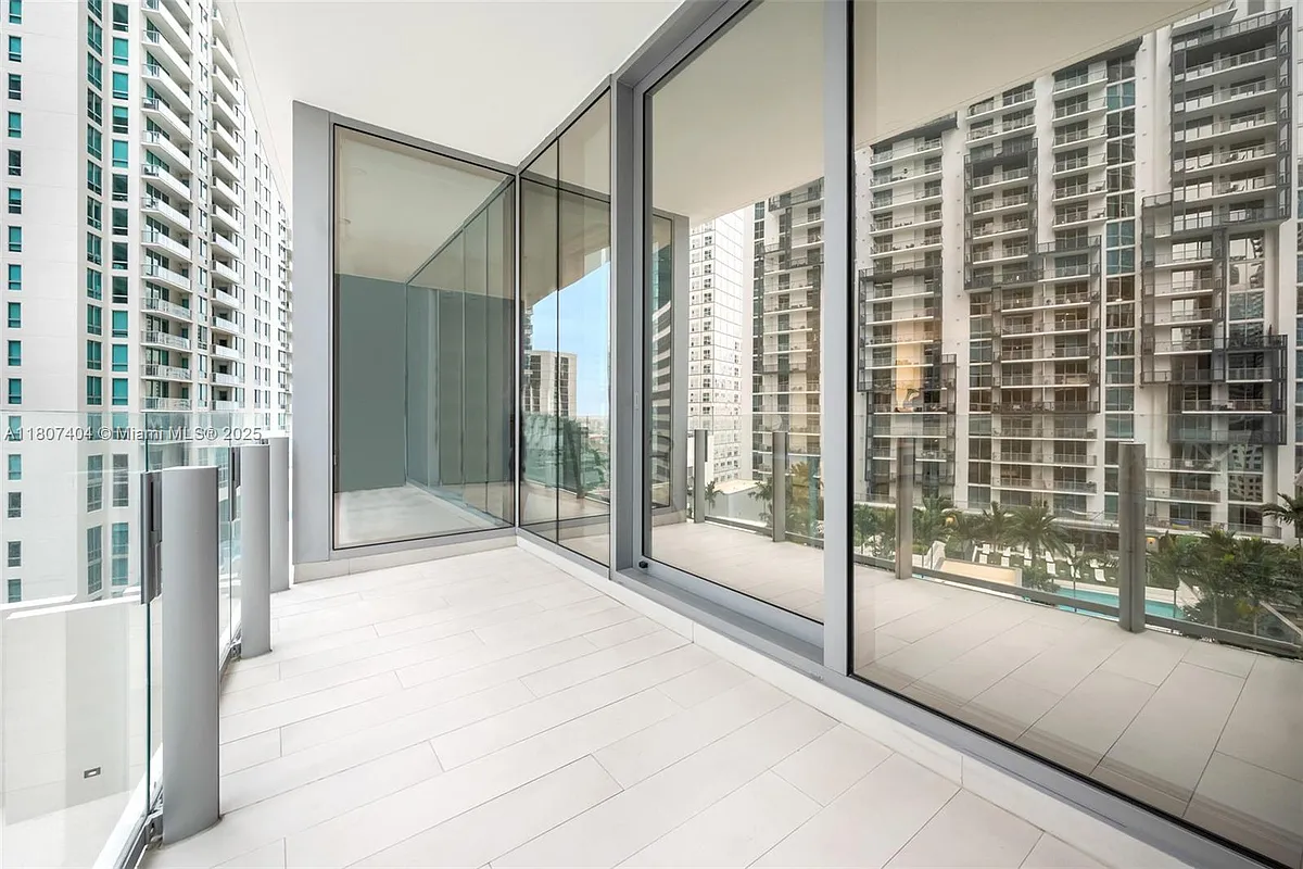 Building Photo - 300 Biscayne Boulevard Way #3509