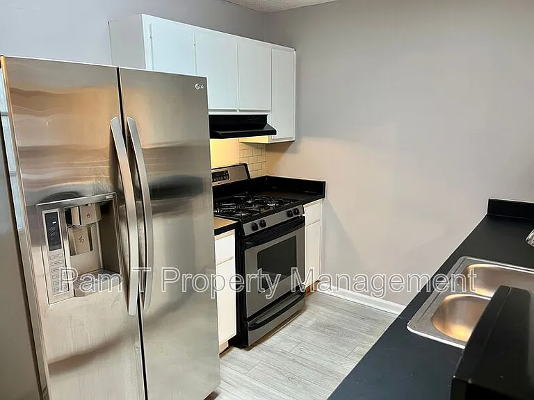 128 Fox Chase Rd — Photo 6