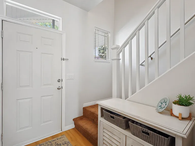 140 Bamberger Rd — Photo 7