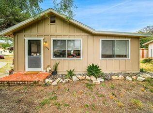 1209 Pepper Tree Ln, Fallbrook, CA 92028