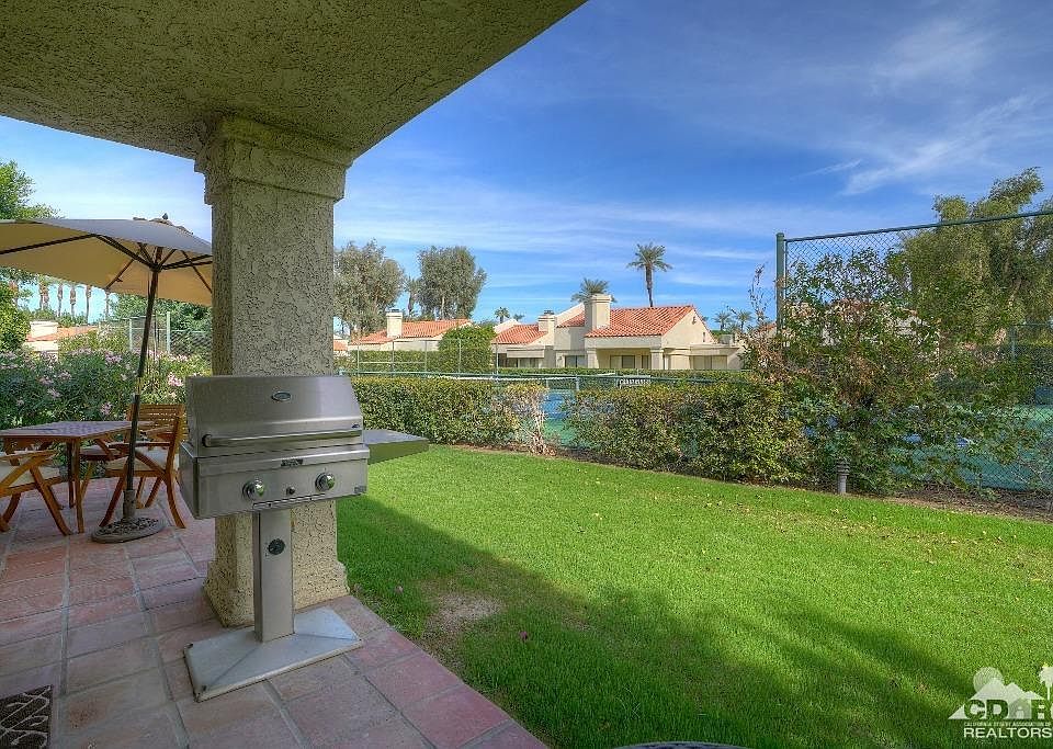 1st image of 49860 Calle Estrella