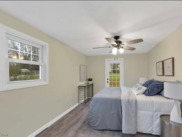 33381 Detroit Rd — Photo 24