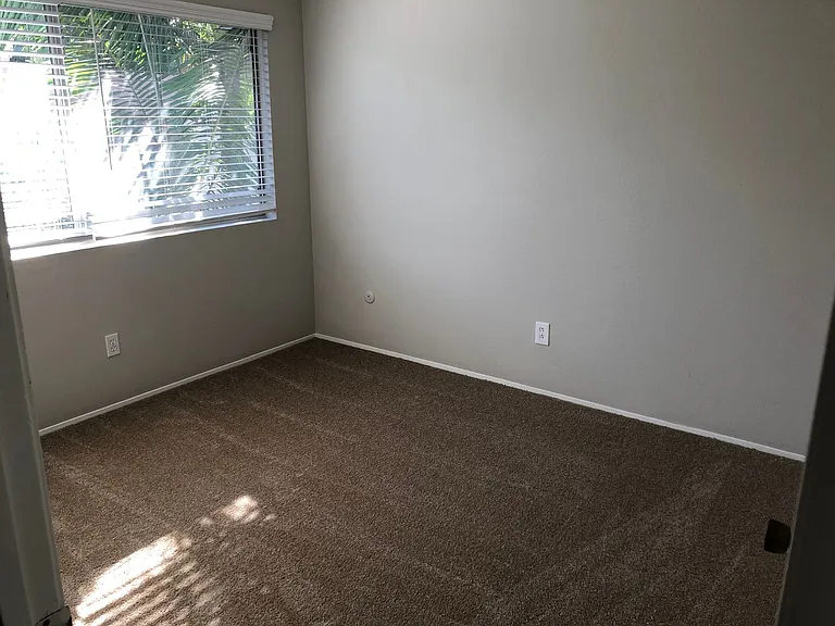 937 Woodgrove Dr — Photo 8