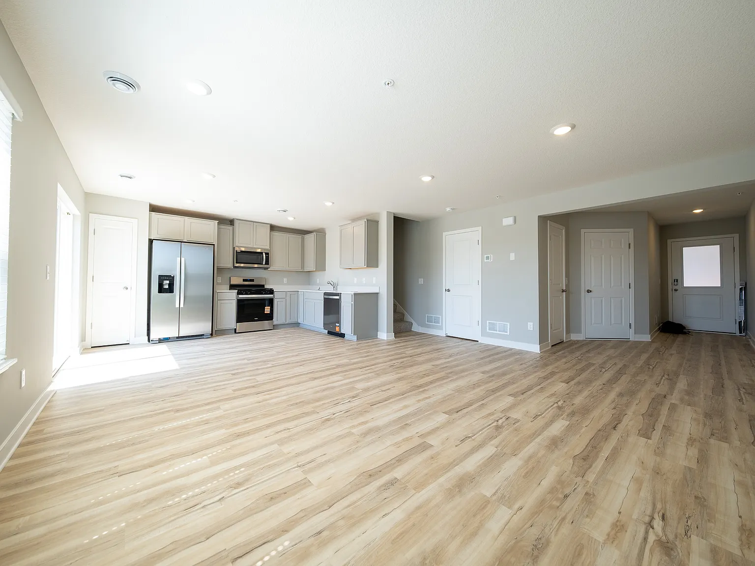 Driscoll Place, Lakeville (17579) Rs Dg1 *Hwp* - 1 — Photo 2