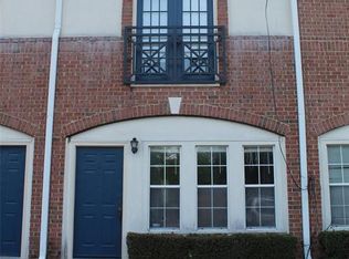 1616 Avenue N APT 8, Huntsville, TX 77340