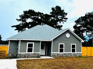 140 Slash Cir, Midway, FL 32343