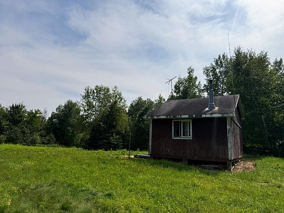 5th image of N5402 Aspen Rd
