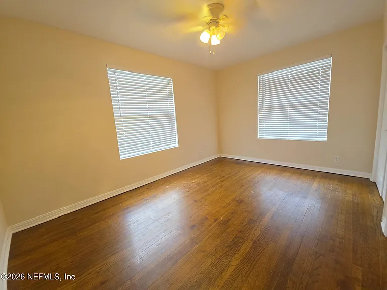 2931 Saint Johns Ave #4 — Photo 8
