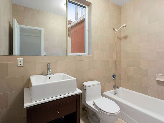 5th image of 480 Eastern Pkwy #4B