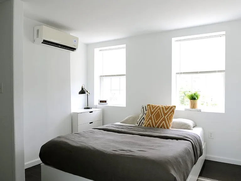 1107 N Lee St — Photo 14
