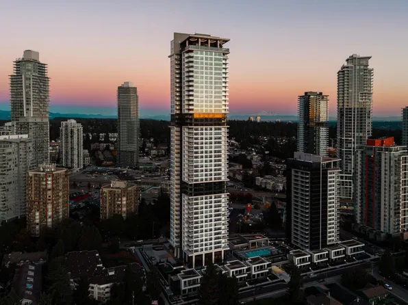 720 Farrow St #1707, Coquitlam, BC V3J 0P3